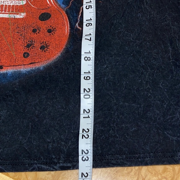 5/$25 AC/DC Black Tee with Red & Yellow Guitar Graphics Size Small - Picture 7 of 8